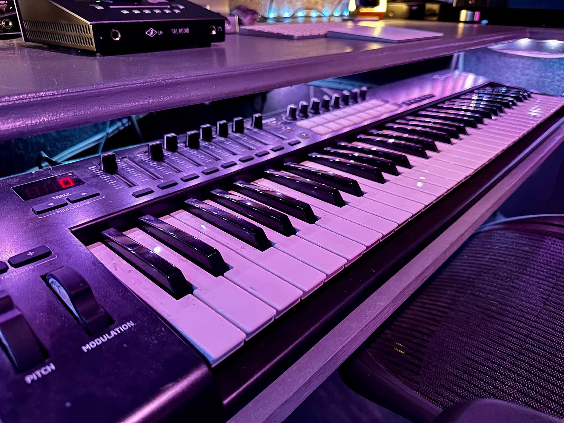 Keyboard-banner